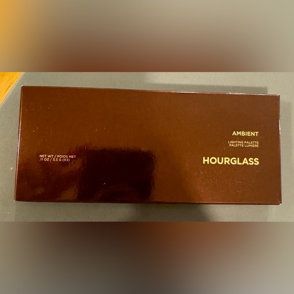 Hourglass AMBIENT LIGHTING PALETTE